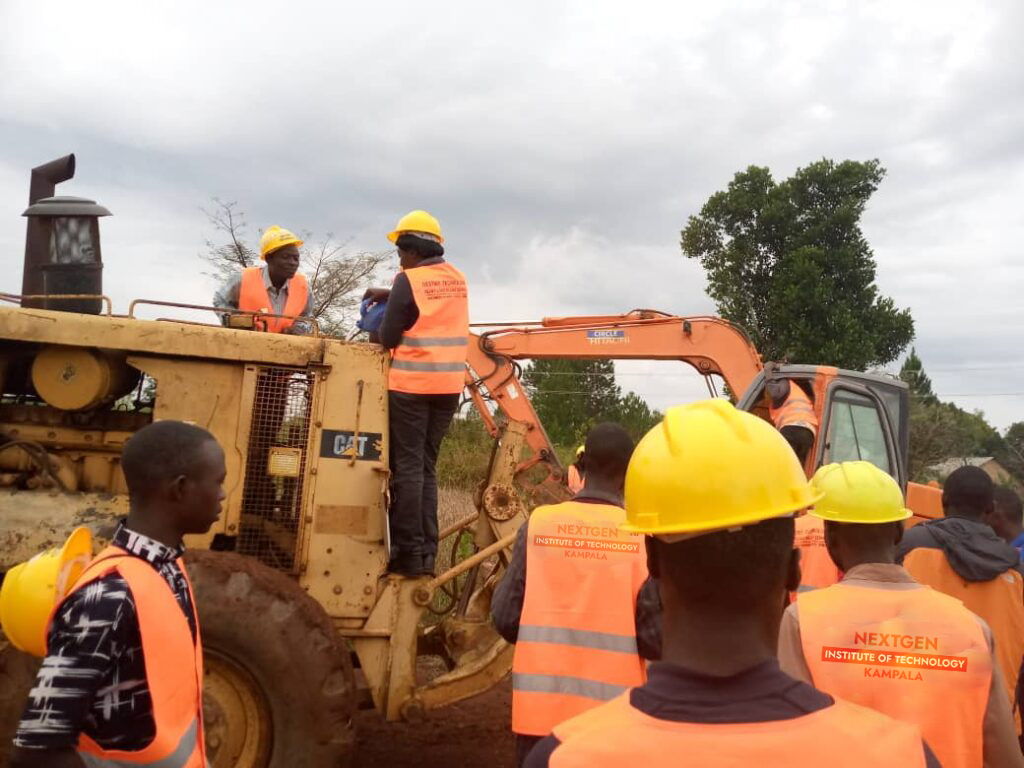 Grader Trainees at NextGen carrying out Inspection and maintenance before operation
